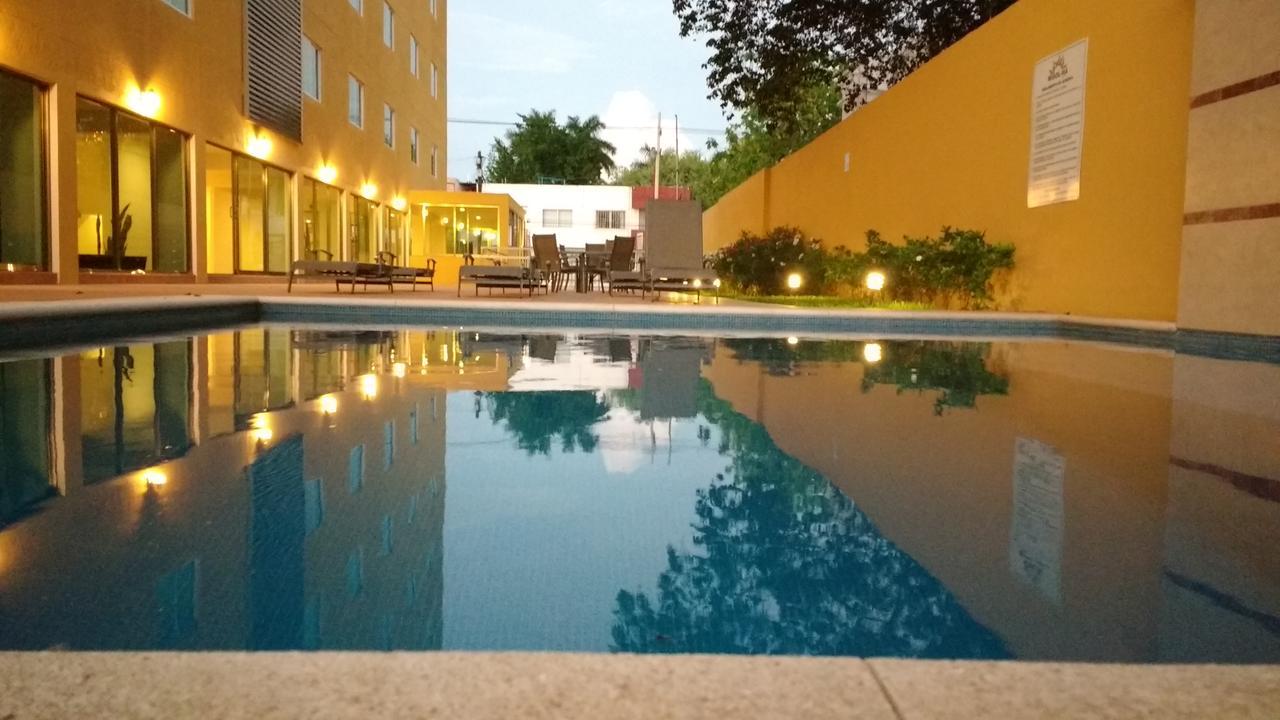 Misol-Ha Hotel Merida Bagian luar foto