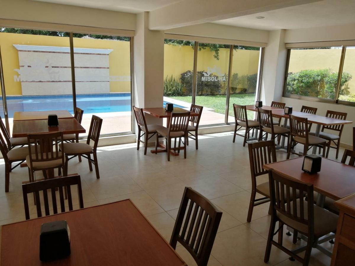 Misol-Ha Hotel Merida Bagian luar foto