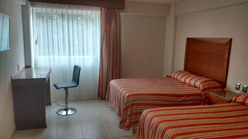 Misol-Ha Hotel Merida Bagian luar foto